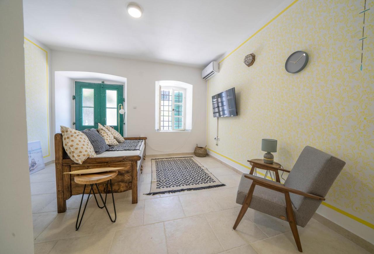Apartments Oliva 리산 외부 사진